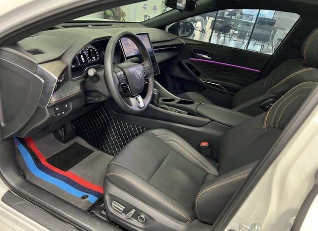 
								Toyota Avalon, 2024 full									