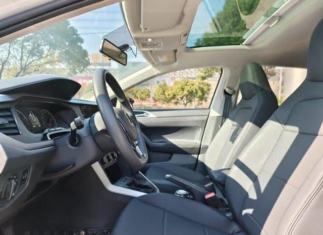 
								Volkswagen Polo (IV), 2021 full									