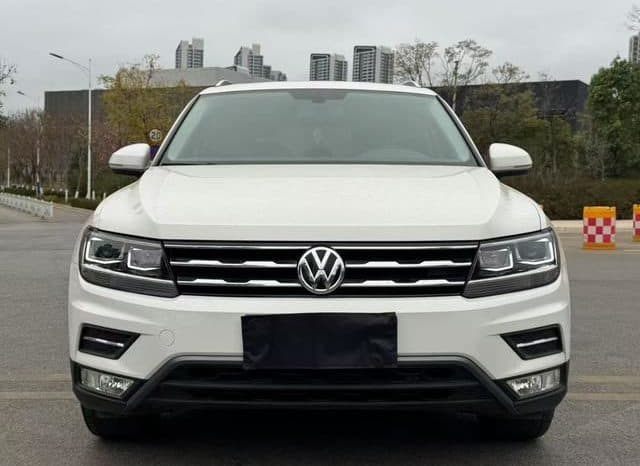 
								Volkswagen Tiguan L, 2020 full									