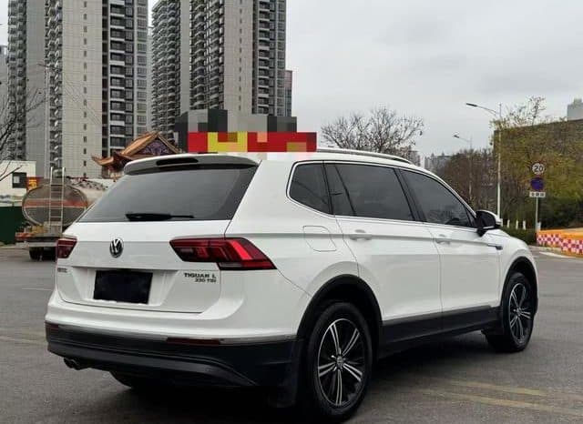 
								Volkswagen Tiguan L, 2020 full									