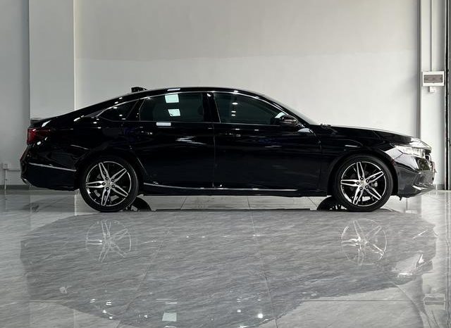 
								Honda Accord, 2022 full									