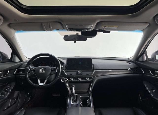 
								Honda Accord, 2022 full									