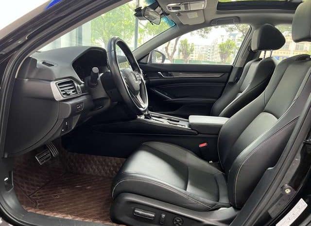 
								Honda Accord, 2022 full									