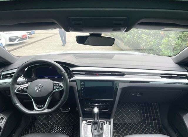 
								Volkswagen Passat CC, 2022 full									