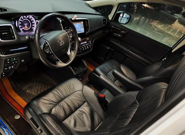 
								Honda Odyssey, 2021 full									