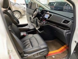 
										Honda Odyssey, 2021 full									