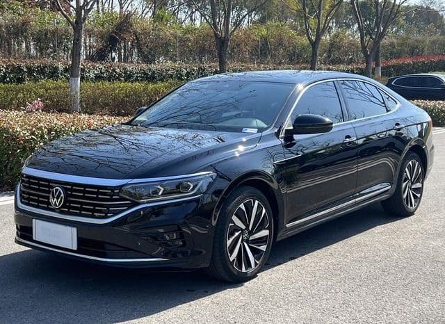 67ddb0c4e76bd Volkswagen Passat, 2022