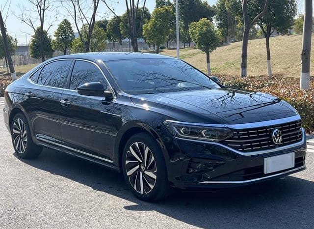 
								Volkswagen Passat, 2022 full									