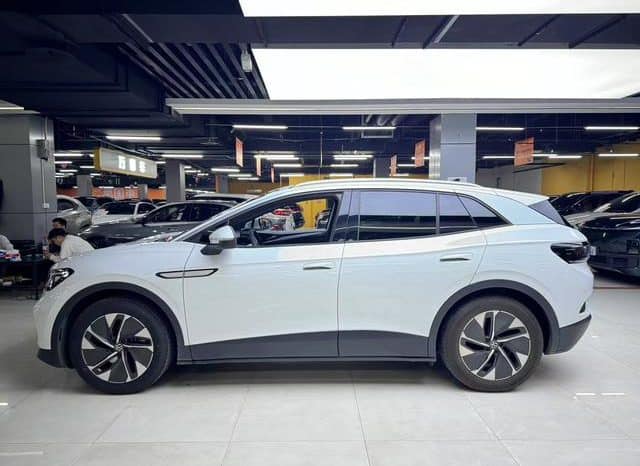 
								Volkswagen ID.4 CROZZ, 2023 full									