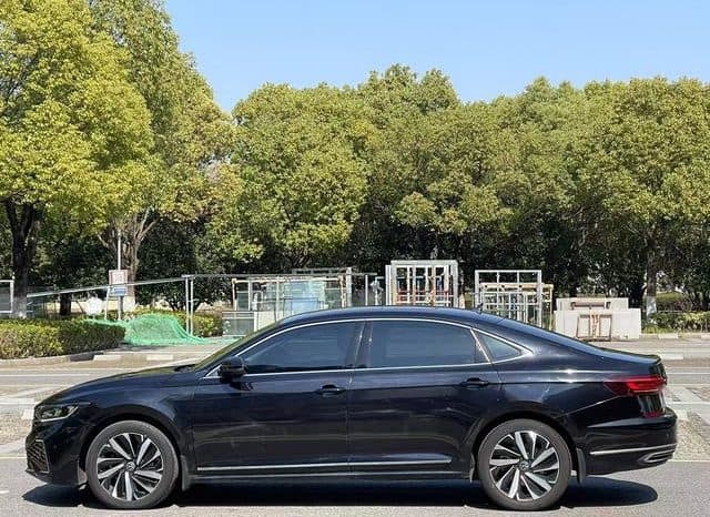 
								Volkswagen Passat, 2023 full									