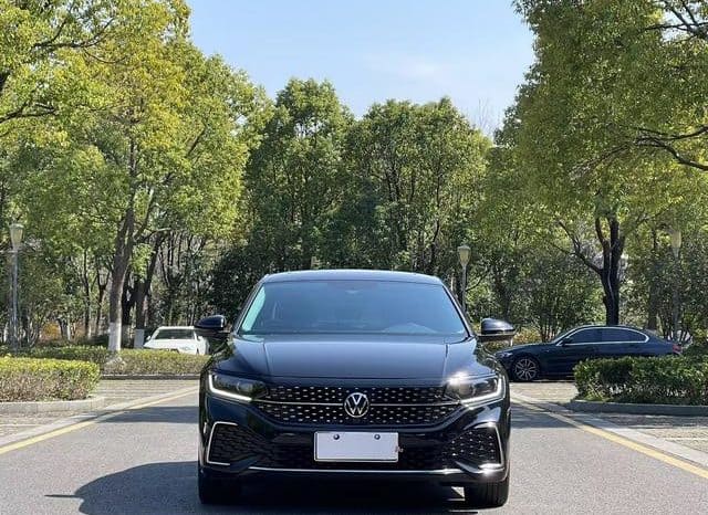
								Volkswagen Passat, 2023 full									