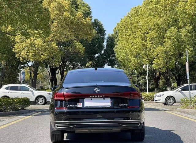 
								Volkswagen Passat, 2023 full									