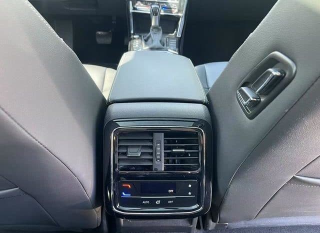 
								Volkswagen Passat, 2023 full									