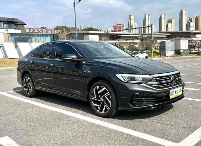 
								Volkswagen Jetta, 2023 full									