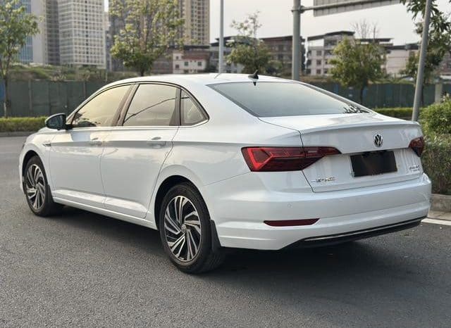 
								Volkswagen Jetta, 2022 full									