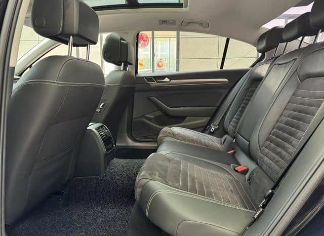 
								Volkswagen Magotan, 2021 full									
