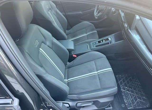 
								Volkswagen Golf 280 TSI, 2022 full									