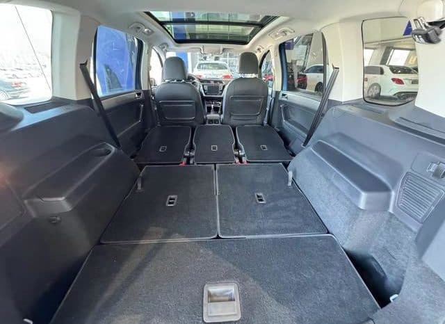 
								Volkswagen Touran L, 2021 full									