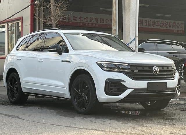 
								Volkswagen Touareg, 2021 full									
