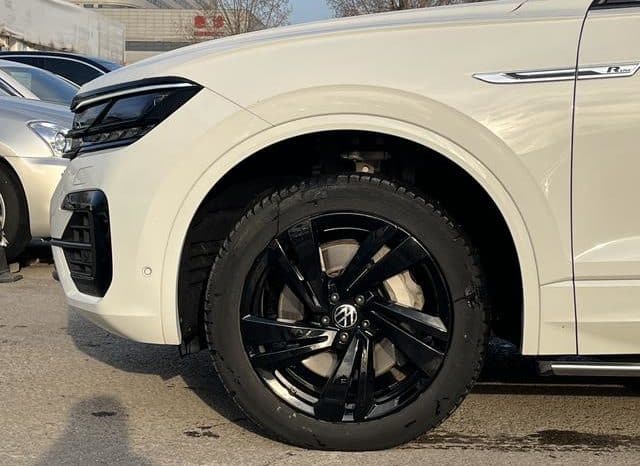 
								Volkswagen Touareg, 2021 full									