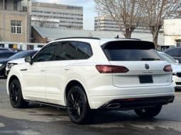 
										Volkswagen Touareg, 2021 full									
