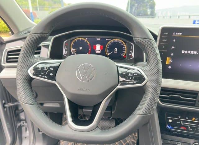 
								Volkswagen Tiguan L, 2022 full									