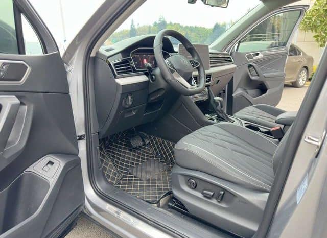 
								Volkswagen Tiguan L, 2022 full									