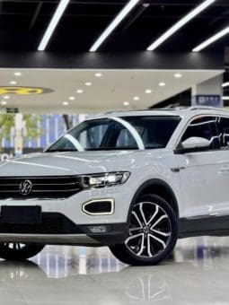 
										Volkswagen T-Roc, 2022 full									