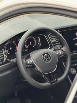 
										Volkswagen T-Roc, 2022 full									