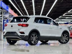 
										Volkswagen T-Roc, 2022 full									