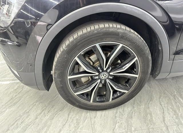 
								Volkswagen Tiguan L, 2020 full									