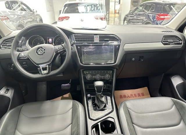
								Volkswagen Tiguan L, 2020 full									