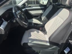 
										Volkswagen Magotan, 2023 full									