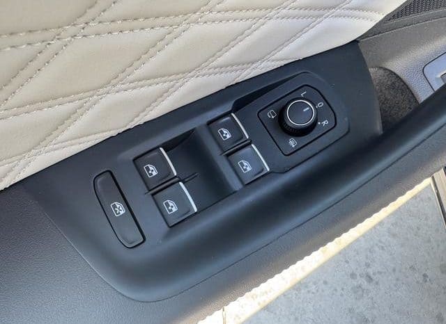 
								Volkswagen Magotan, 2023 full									