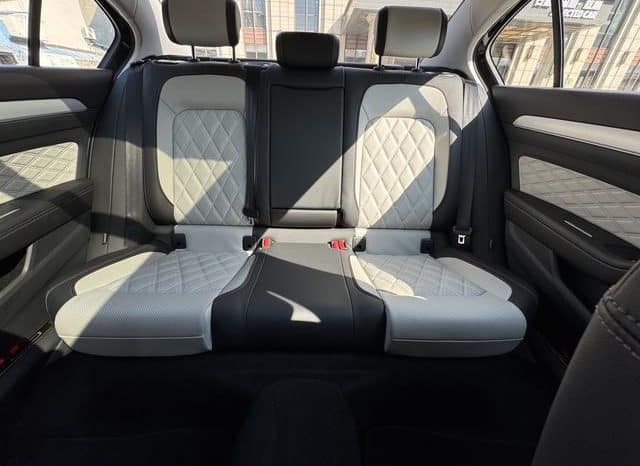 
								Volkswagen Magotan, 2023 full									