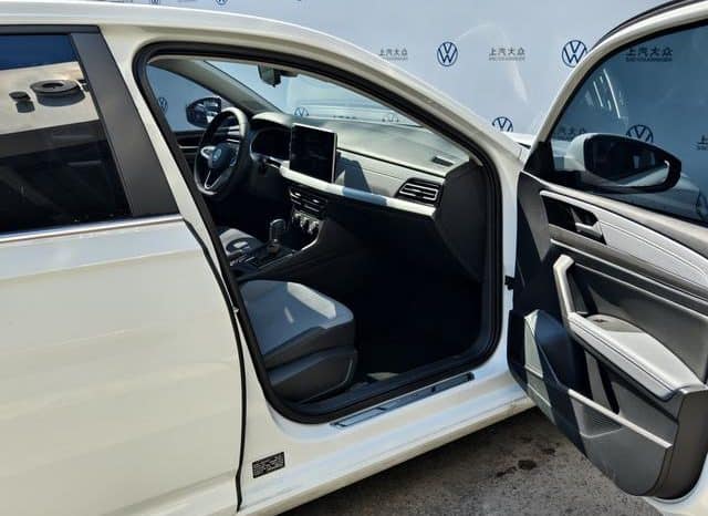 
								Volkswagen Golf 7 (Lavida), 2024 full									