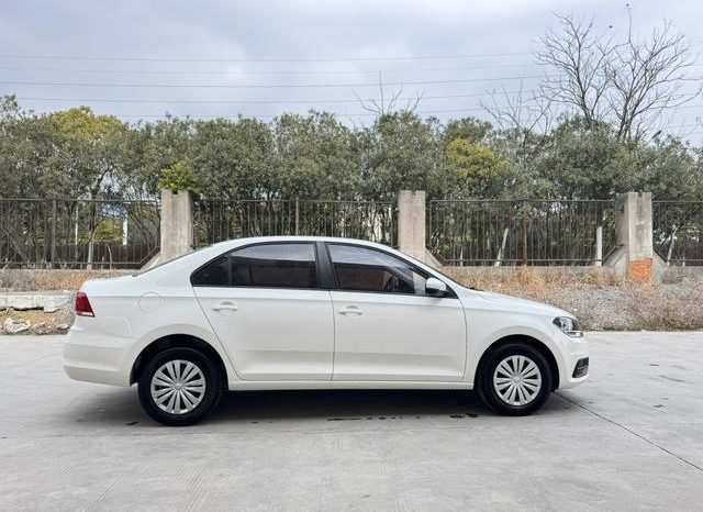 
								Volkswagen Polo (V), 2023 full									