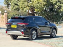 
										Toyota Highlander (III), 2023 full									