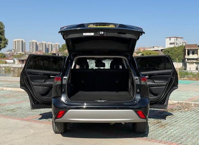 
								Toyota Highlander (III), 2023 full									