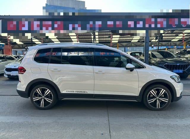 
								Volkswagen Touran L, 2020 full									