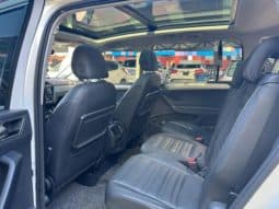 
										Volkswagen Touran L, 2020 full									