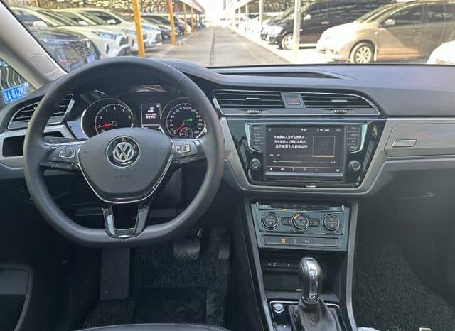 
								Volkswagen Touran L, 2020 full									