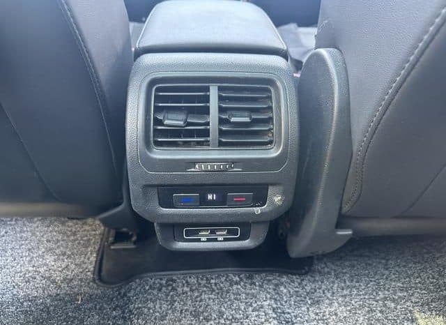 
								Volkswagen Touran L, 2020 full									