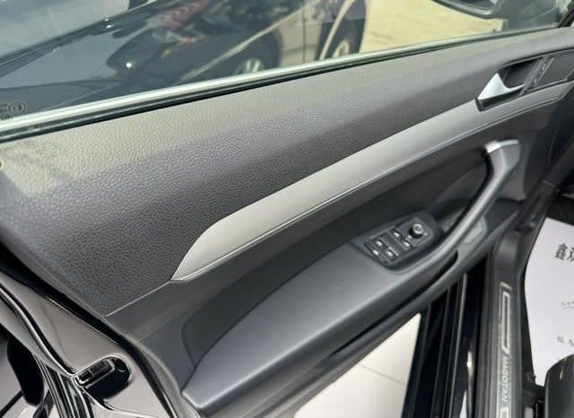 
								Volkswagen Magotan, 2022 full									