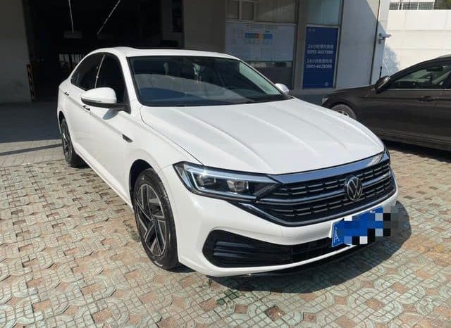 
								Volkswagen Jetta, 2023 full									