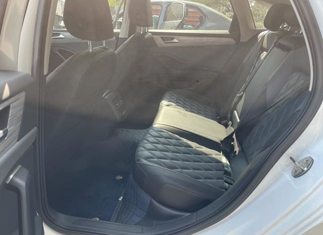 
								Volkswagen Jetta, 2023 full									