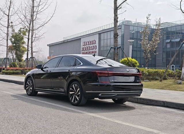 
								Volkswagen Passat, 2022 full									