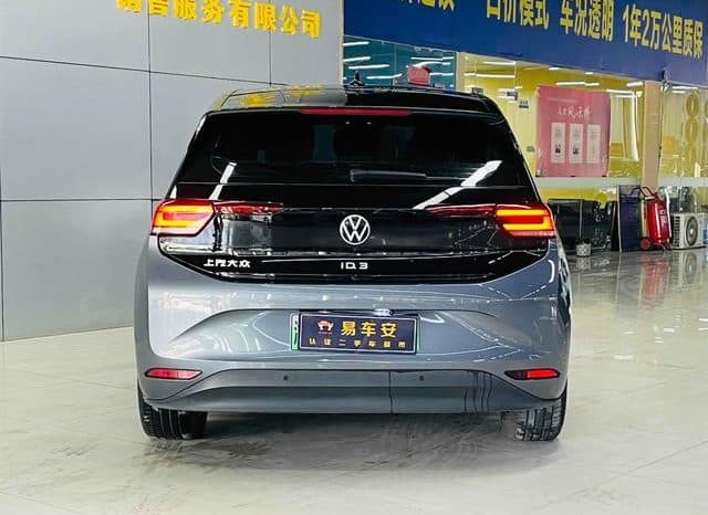 
								Volkswagen ID.3, 2023 full									