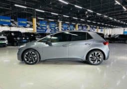 
										Volkswagen ID.3, 2023 full									
