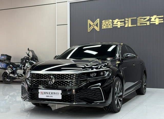 67ddc90fab2cb Volkswagen Passat, 2022
